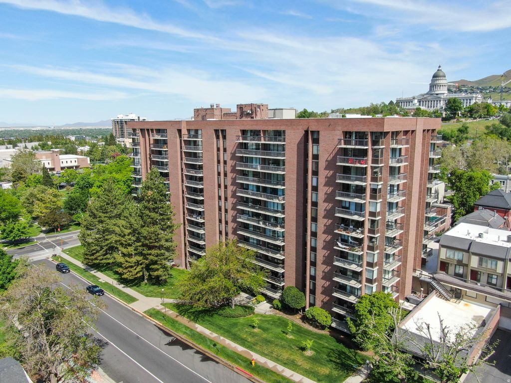 Photo of 123 E 2ND AVE #414, Salt Lake City, UT 84103 (MLS # 2144178)