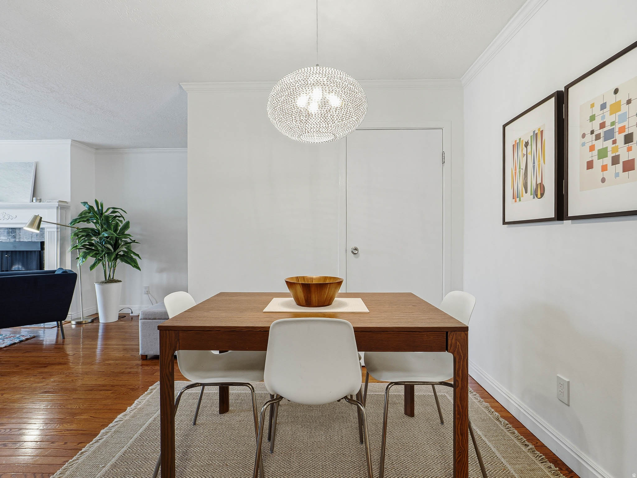 CANYON ROAD TOWERS COND - Residential