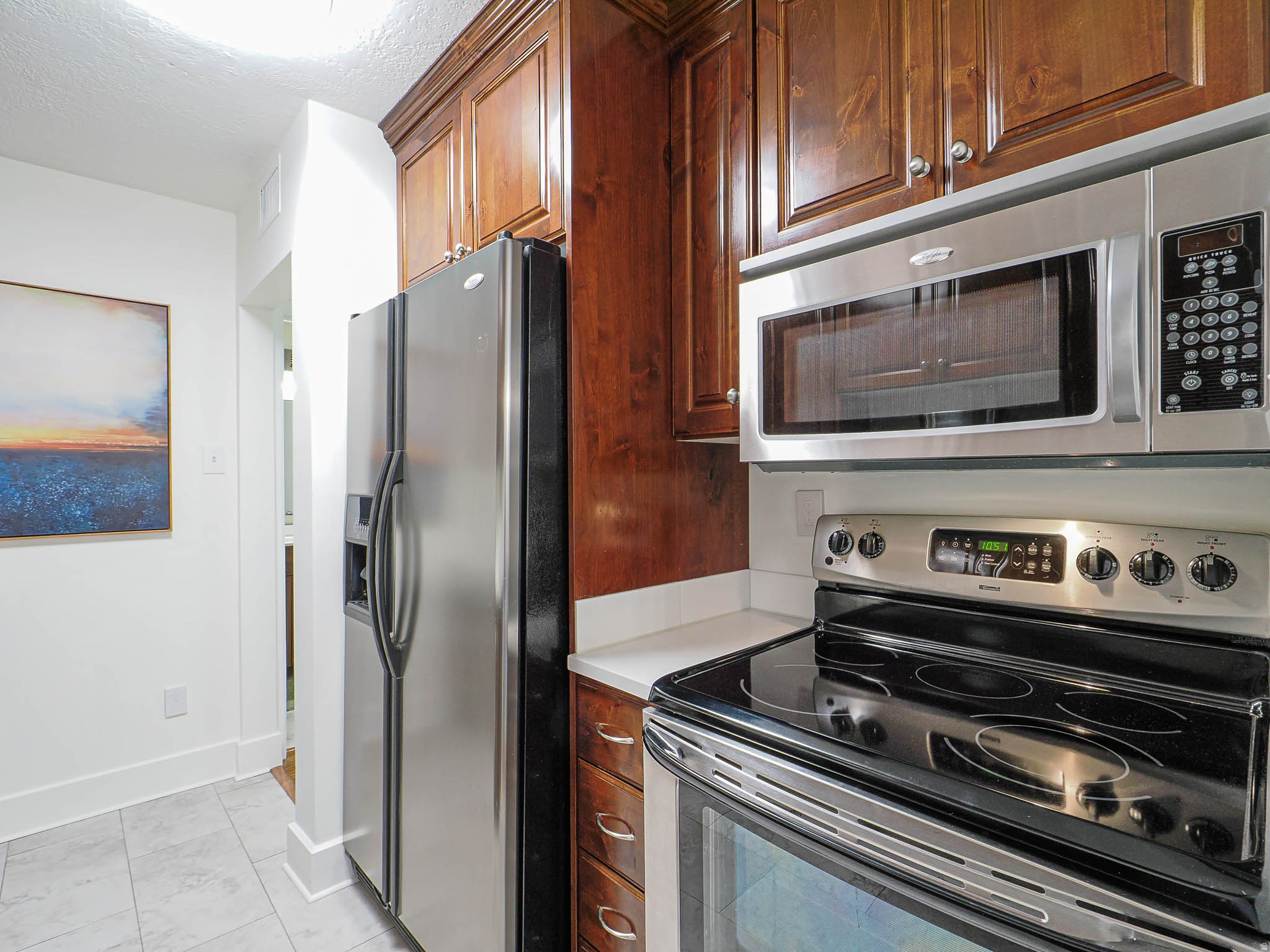 CANYON ROAD TOWERS COND - Residential