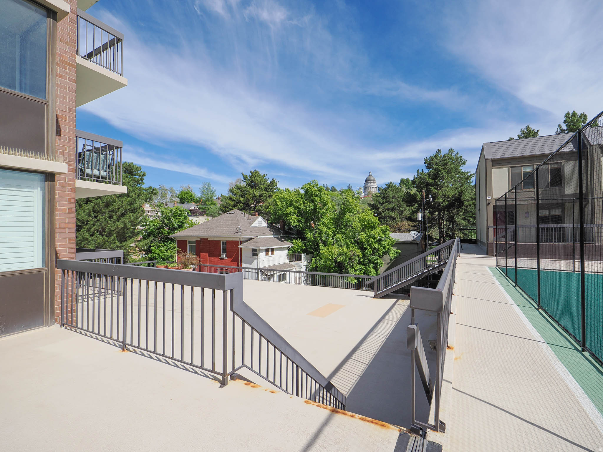 CANYON ROAD TOWERS COND - Residential