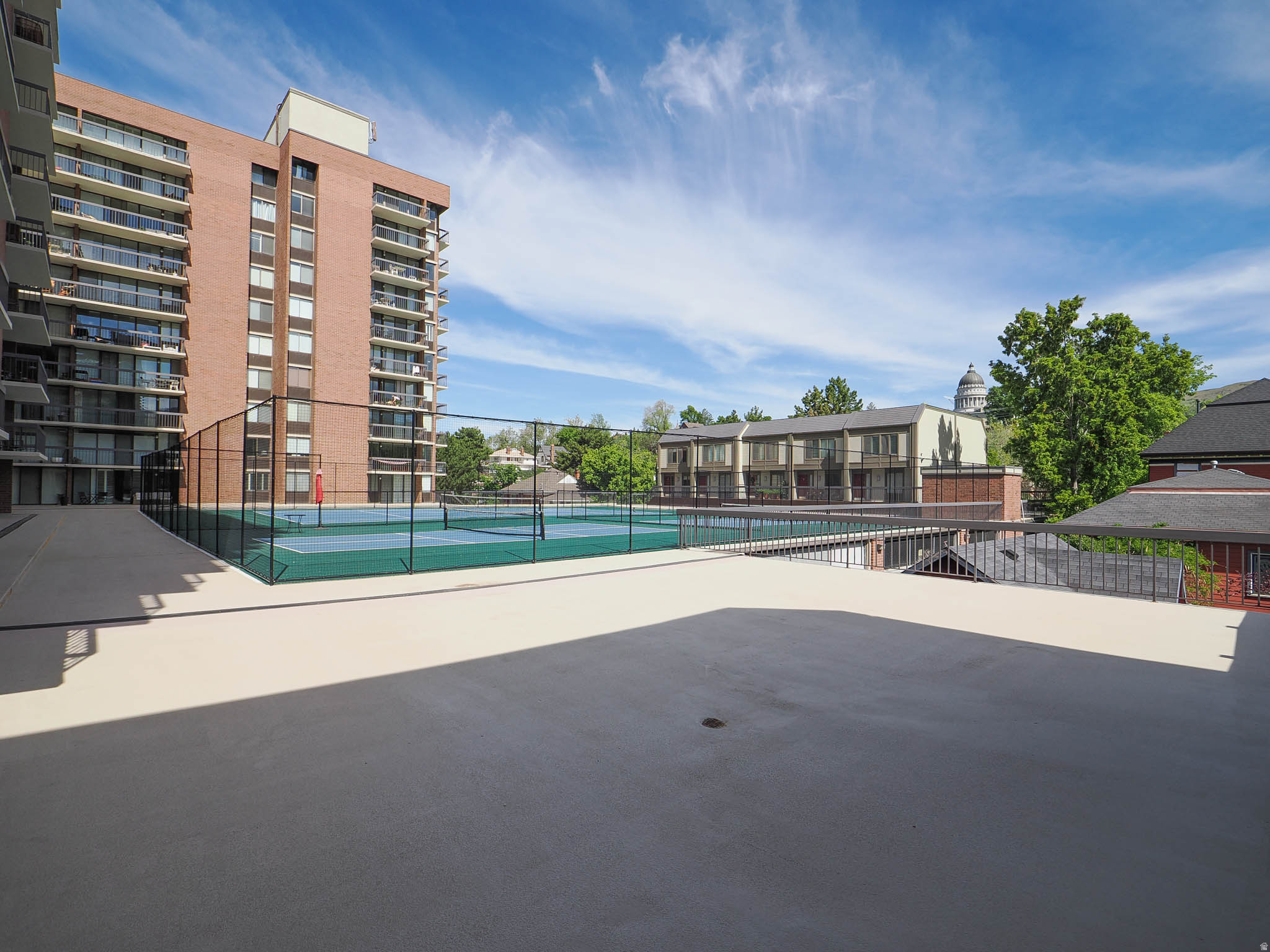 CANYON ROAD TOWERS COND - Residential