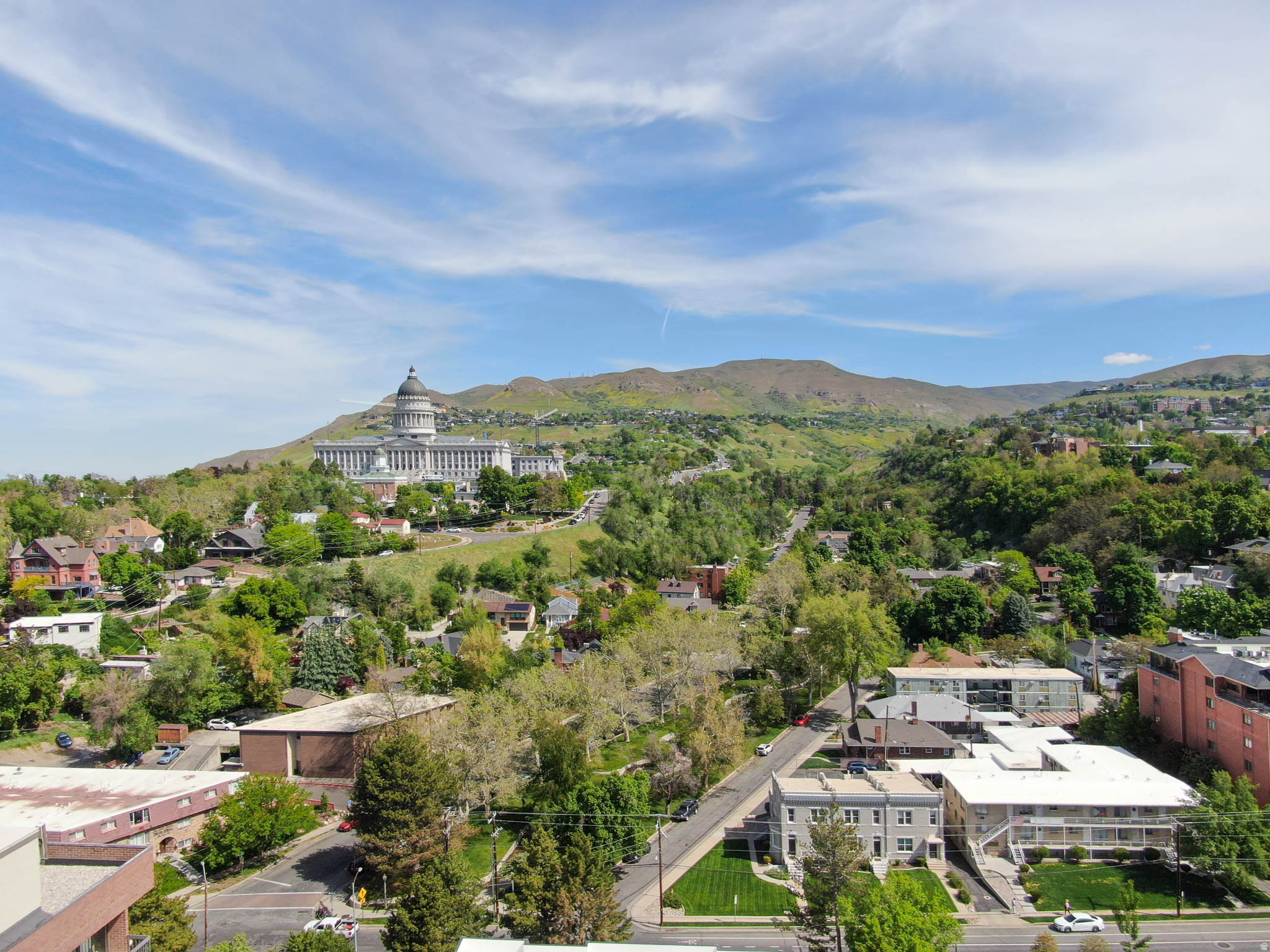 CANYON ROAD TOWERS COND - Residential