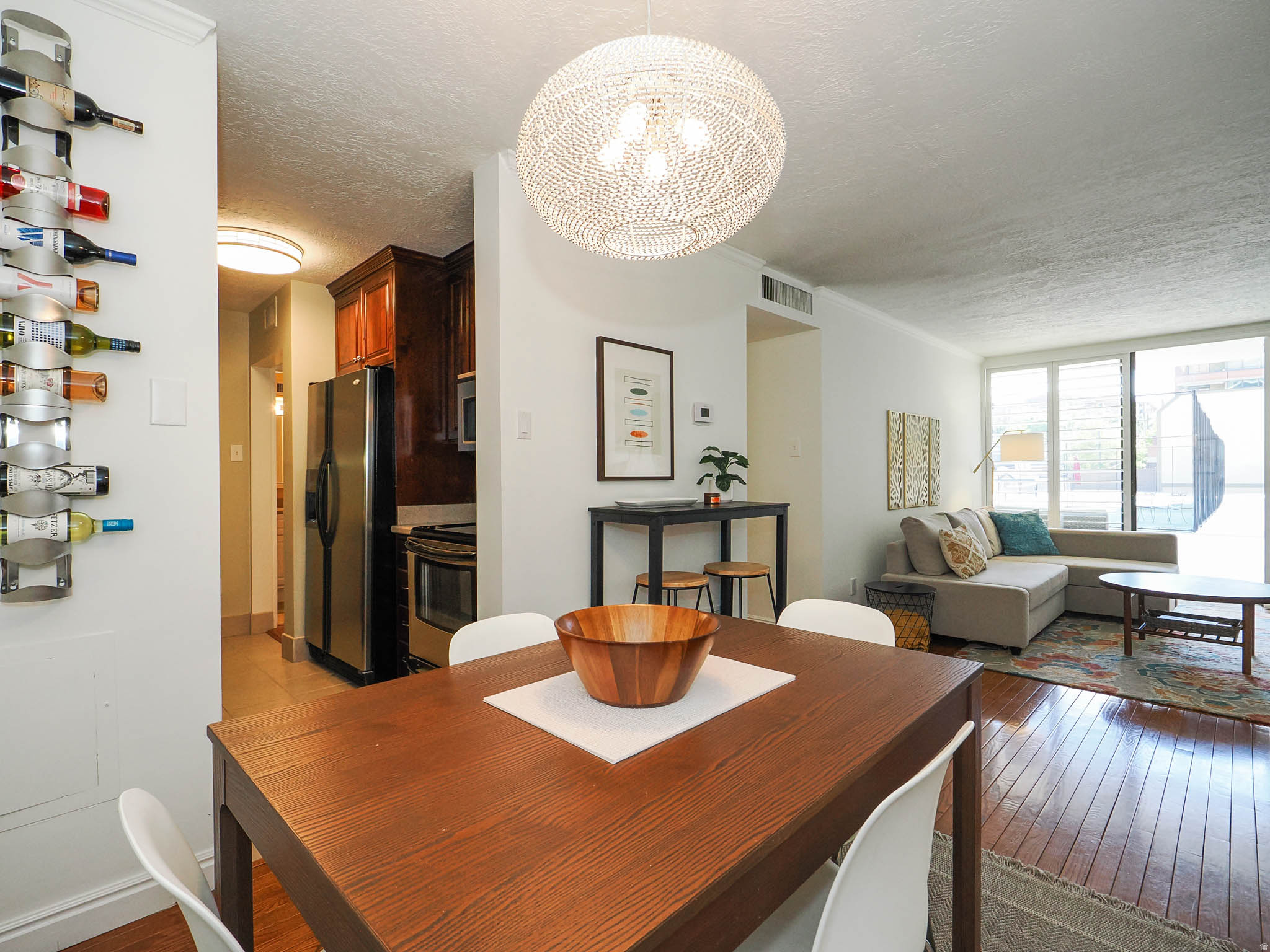 CANYON ROAD TOWERS COND - Residential