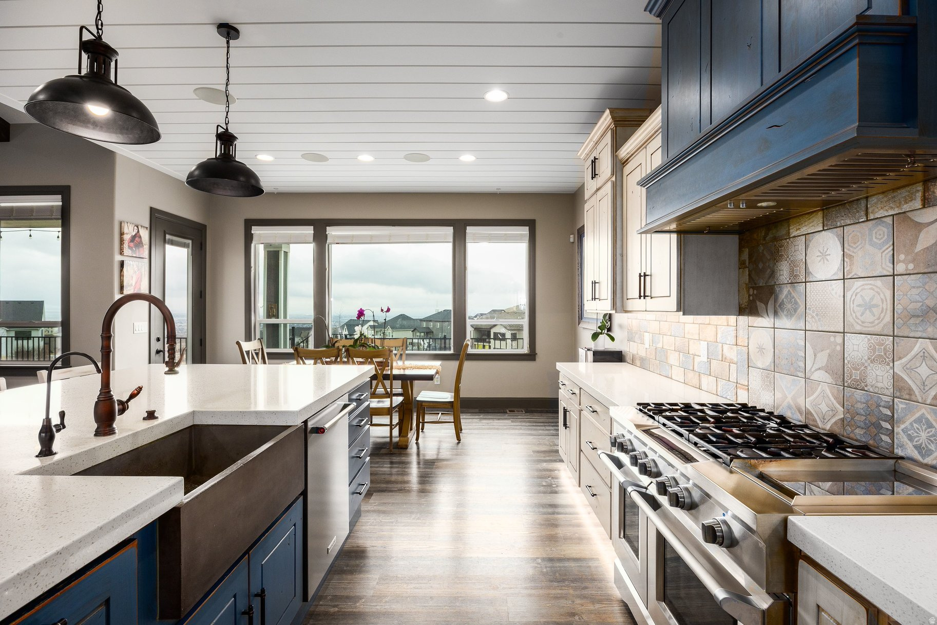 THE COVE @ HERRIMAN SPRINGS - Residential