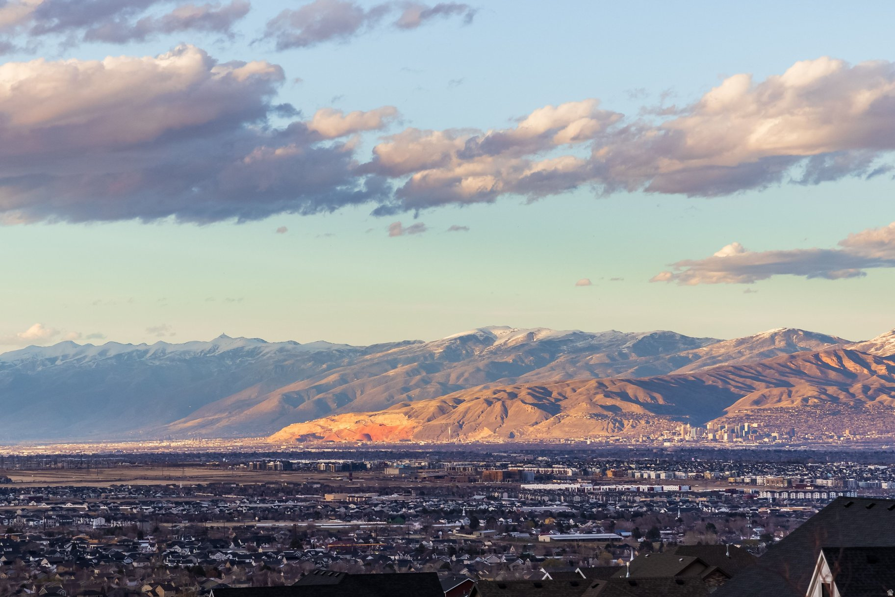 THE COVE @ HERRIMAN SPRINGS - Residential