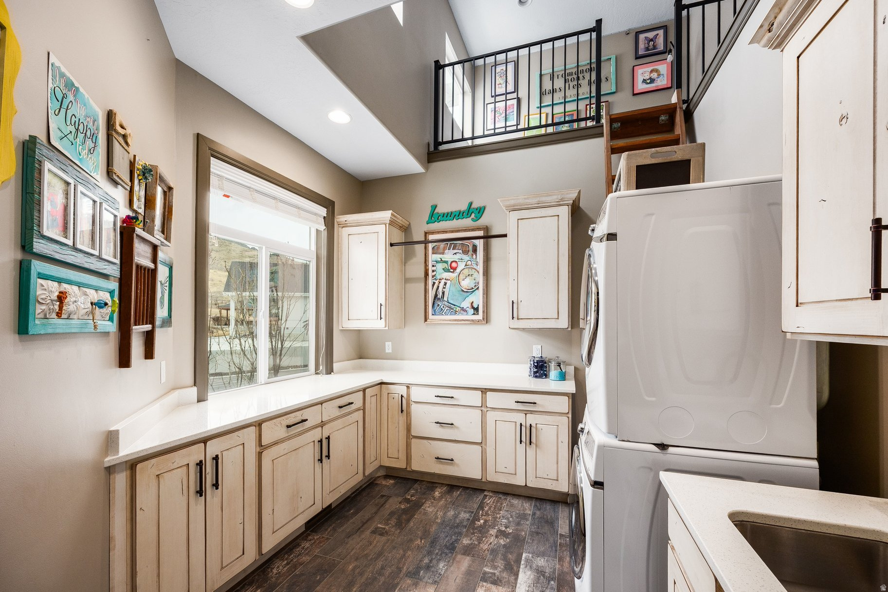 THE COVE @ HERRIMAN SPRINGS - Residential