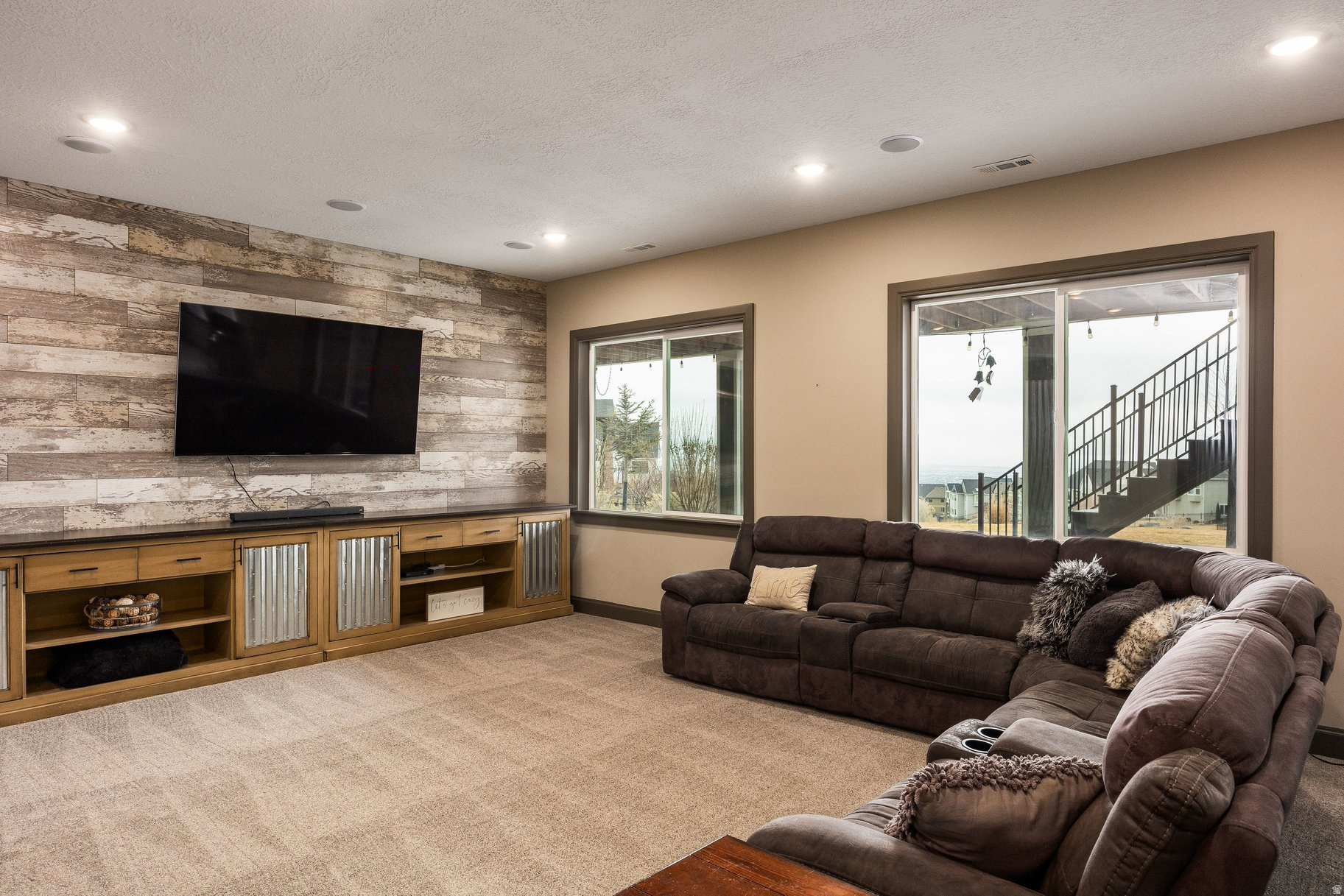 THE COVE @ HERRIMAN SPRINGS - Residential