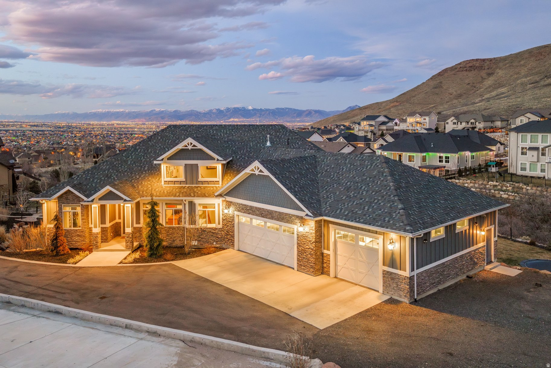 THE COVE @ HERRIMAN SPRINGS - Residential