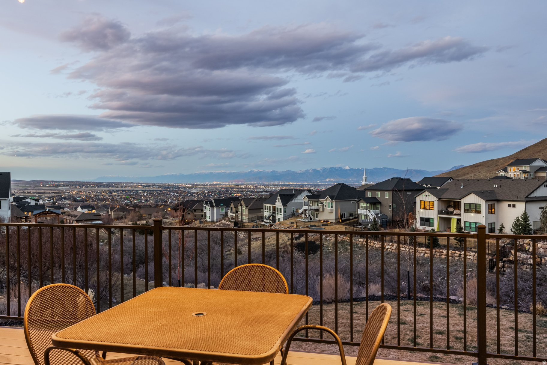 THE COVE @ HERRIMAN SPRINGS - Residential