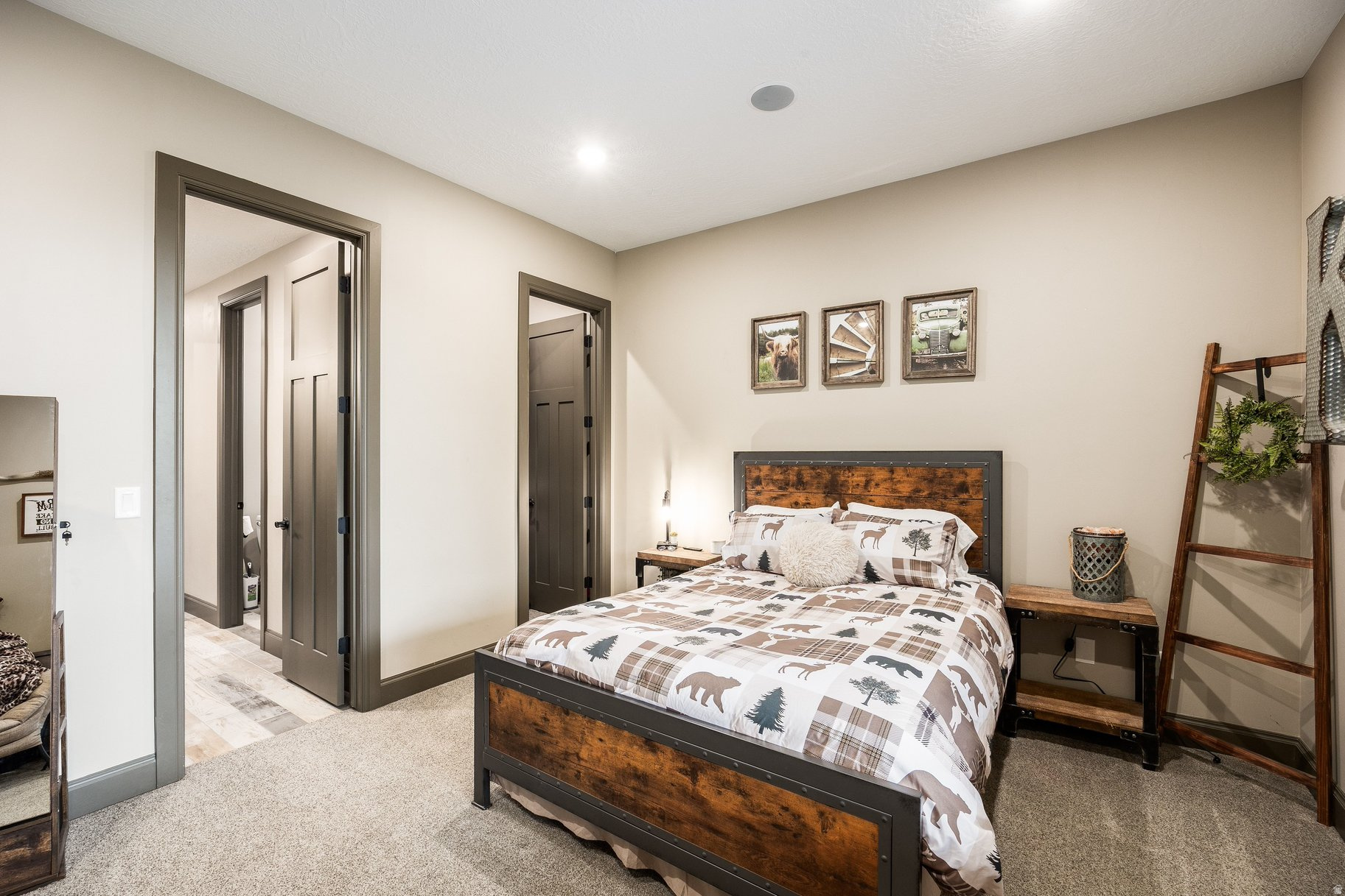 THE COVE @ HERRIMAN SPRINGS - Residential