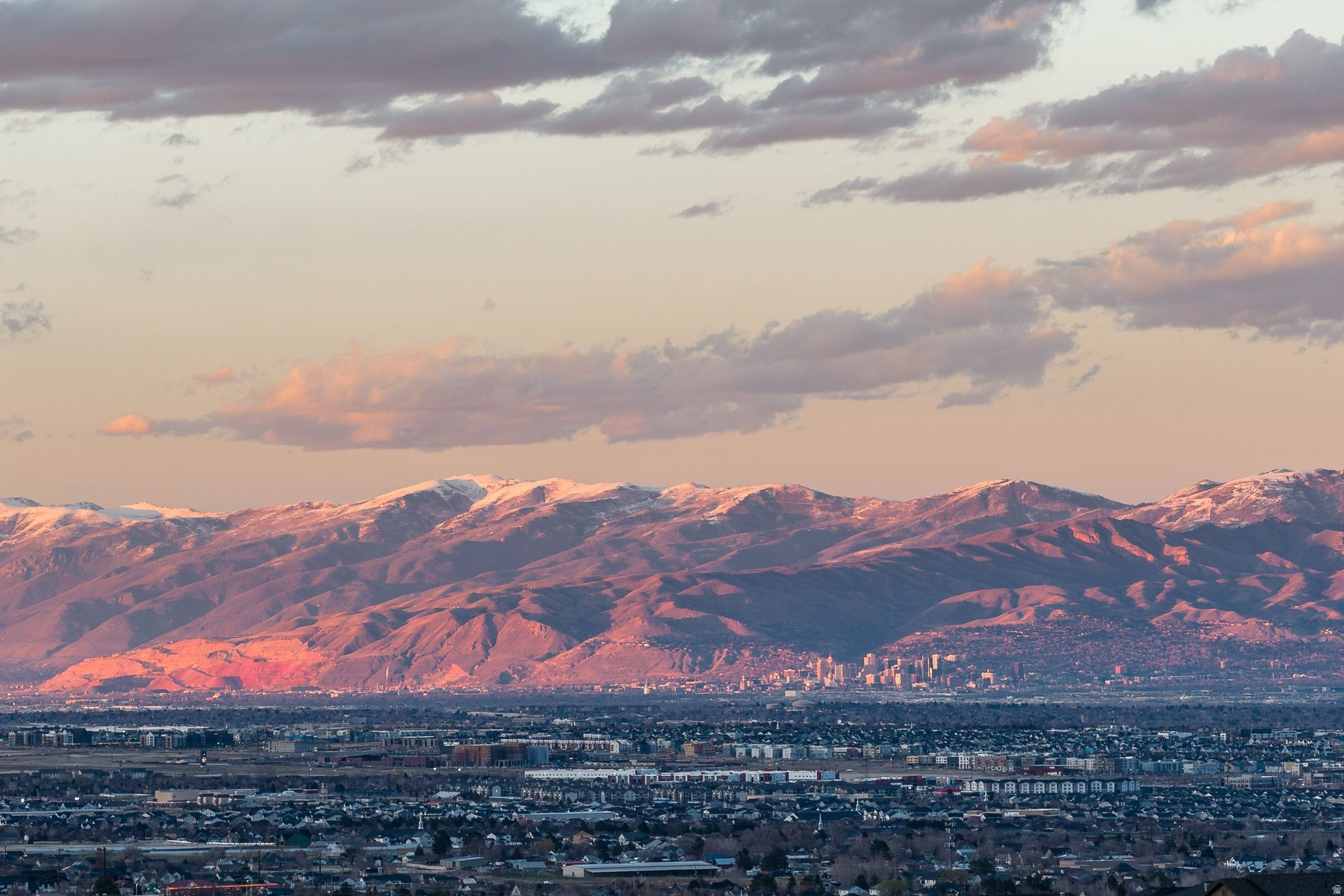 THE COVE @ HERRIMAN SPRINGS - Residential