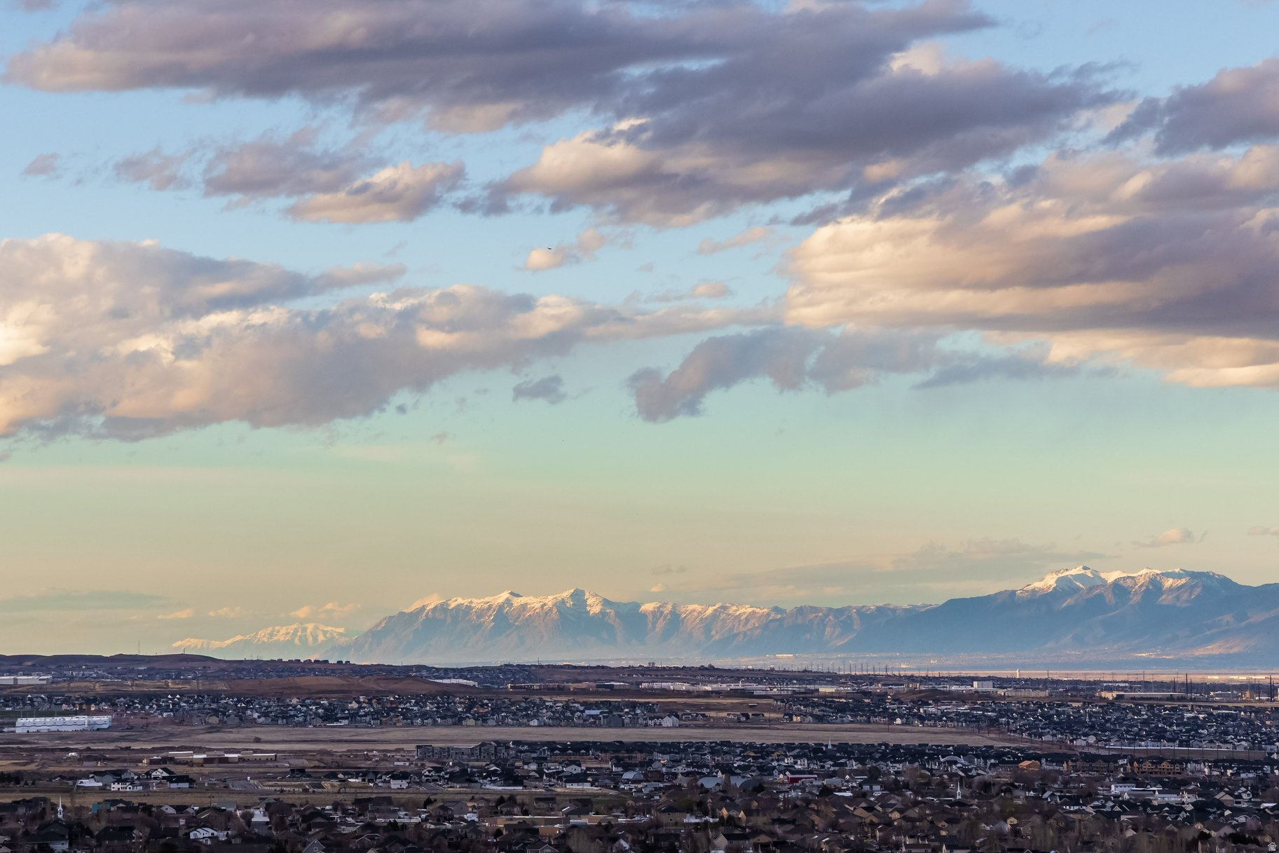 THE COVE @ HERRIMAN SPRINGS - Residential