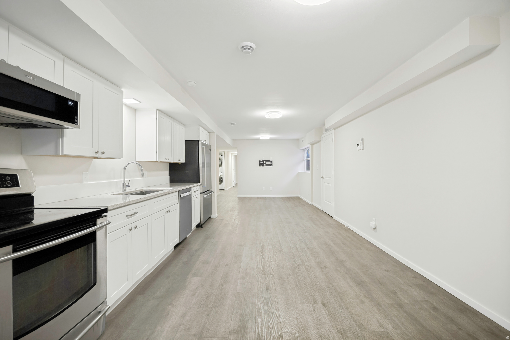 SUMMER MEADOWS - Residential
