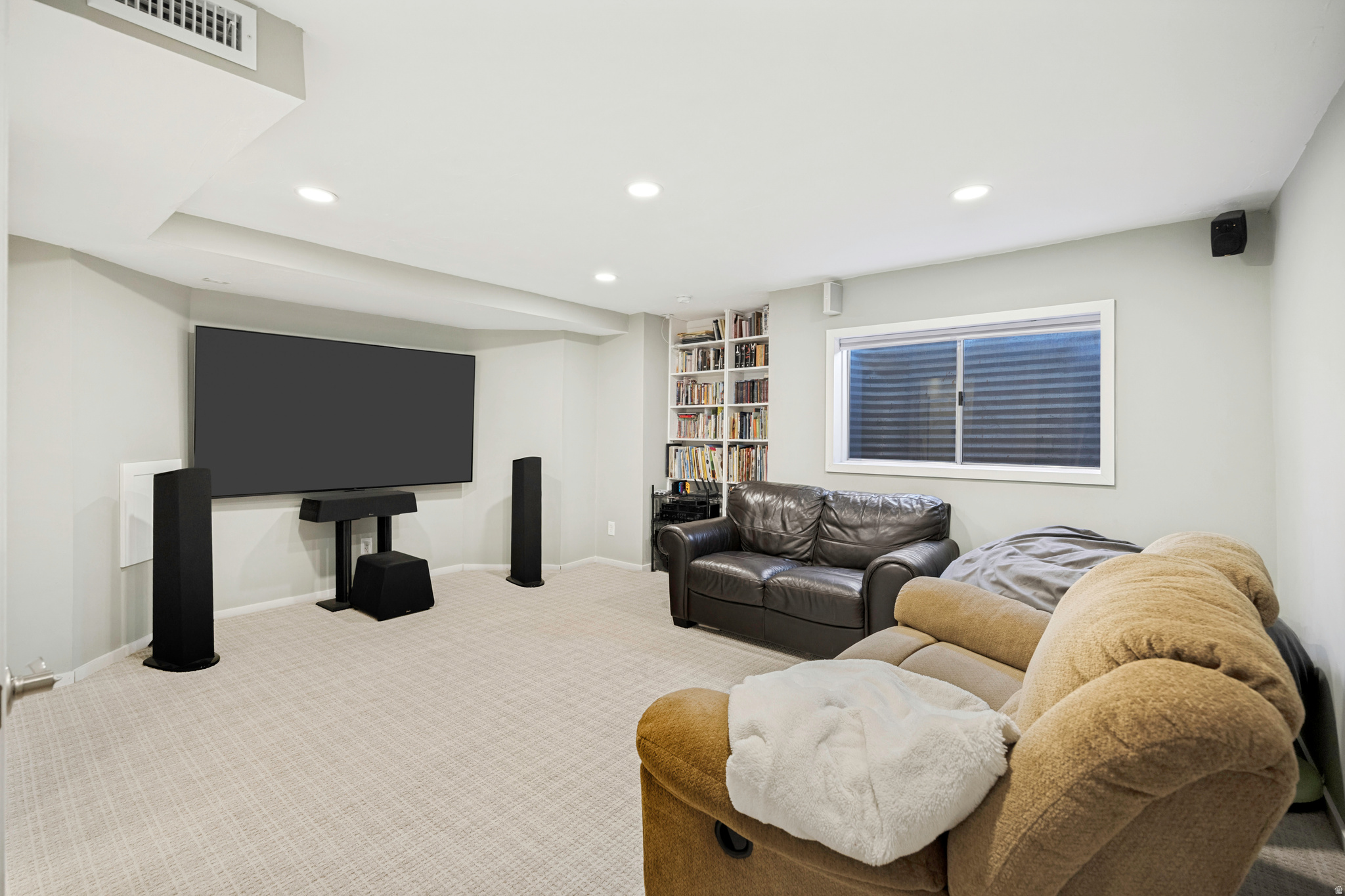 SUMMER MEADOWS - Residential