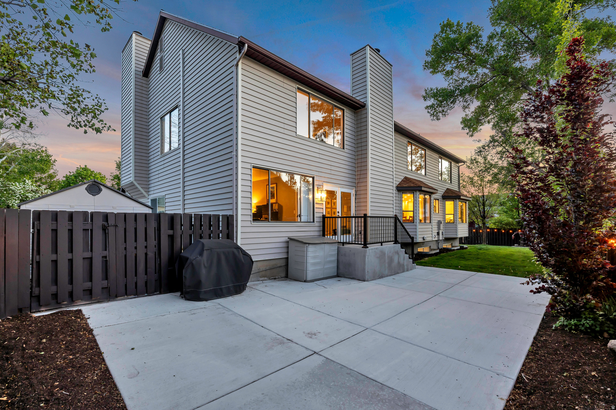 SUMMER MEADOWS - Residential