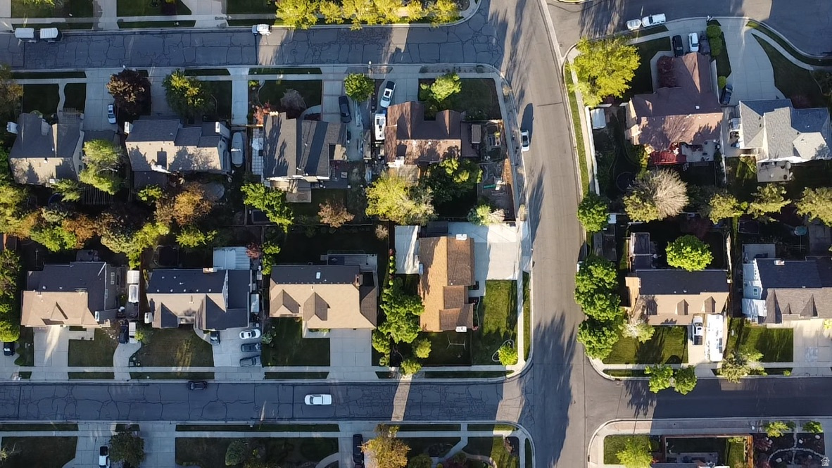 SUMMER MEADOWS - Residential