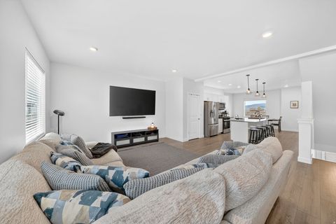 Tiny photo for 3965 N AGGIE DR, Eagle Mountain, UT 84005 (MLS # 2147297)