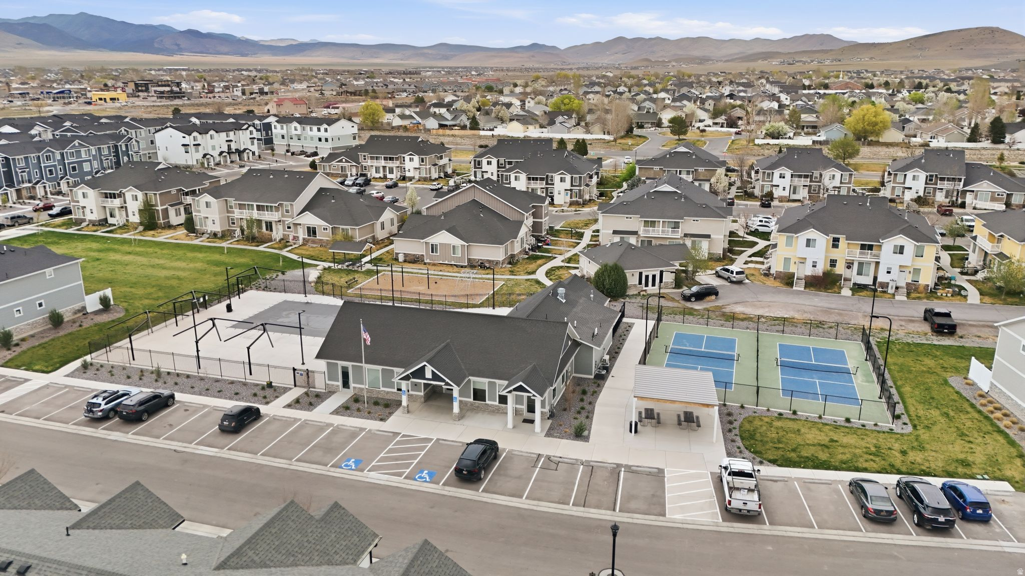 EAGLE POINT - Residential