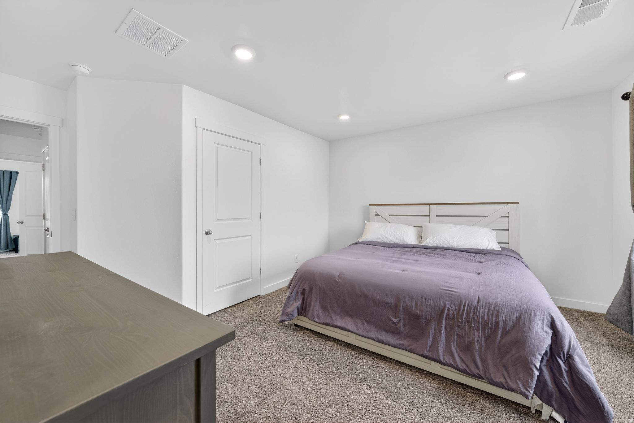 EAGLE POINT - Residential