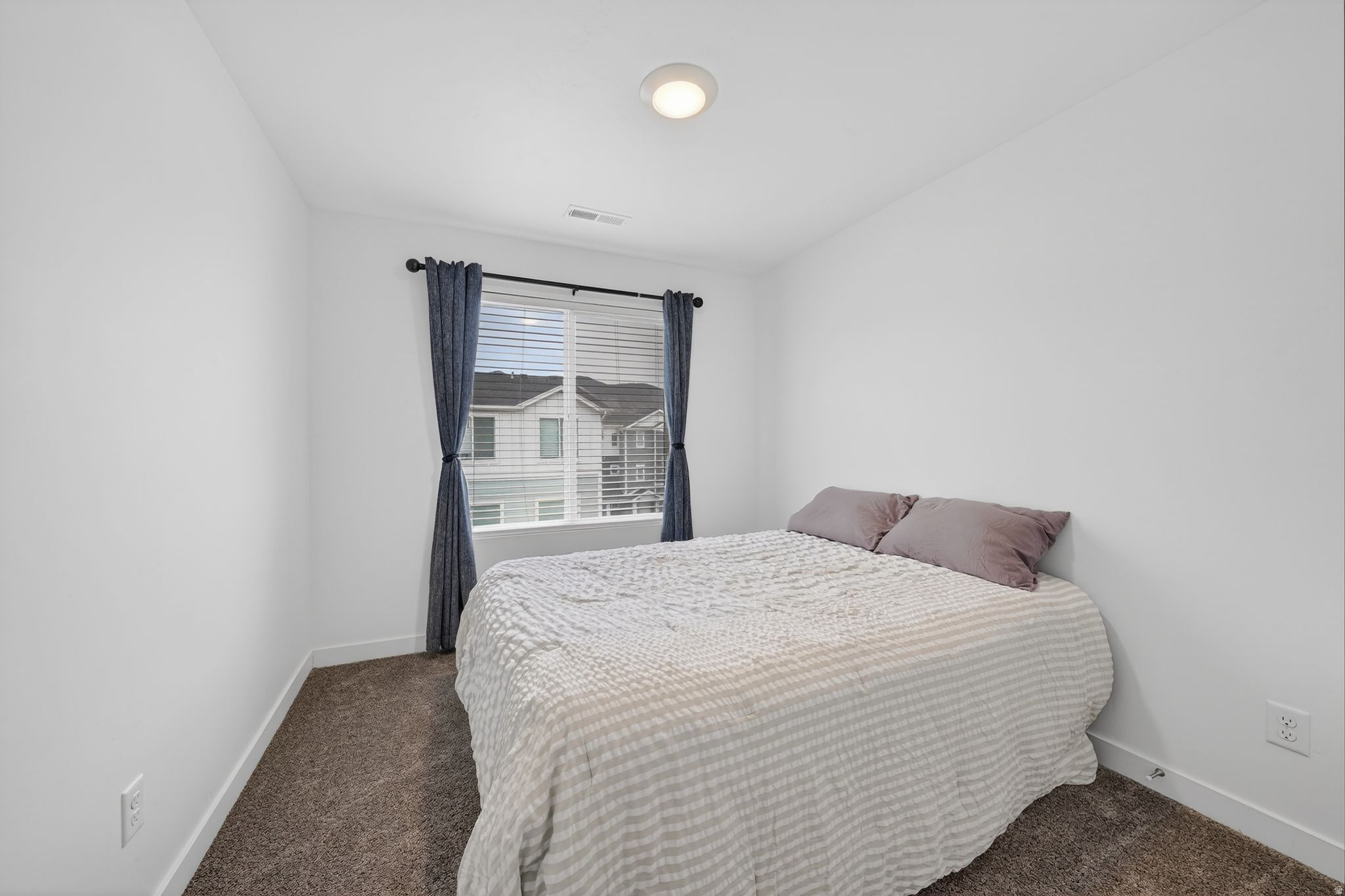 EAGLE POINT - Residential