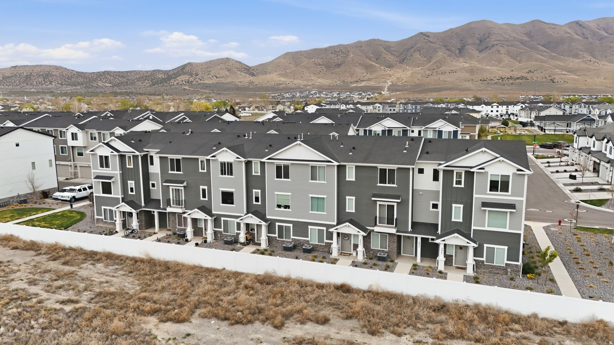 EAGLE POINT - Residential