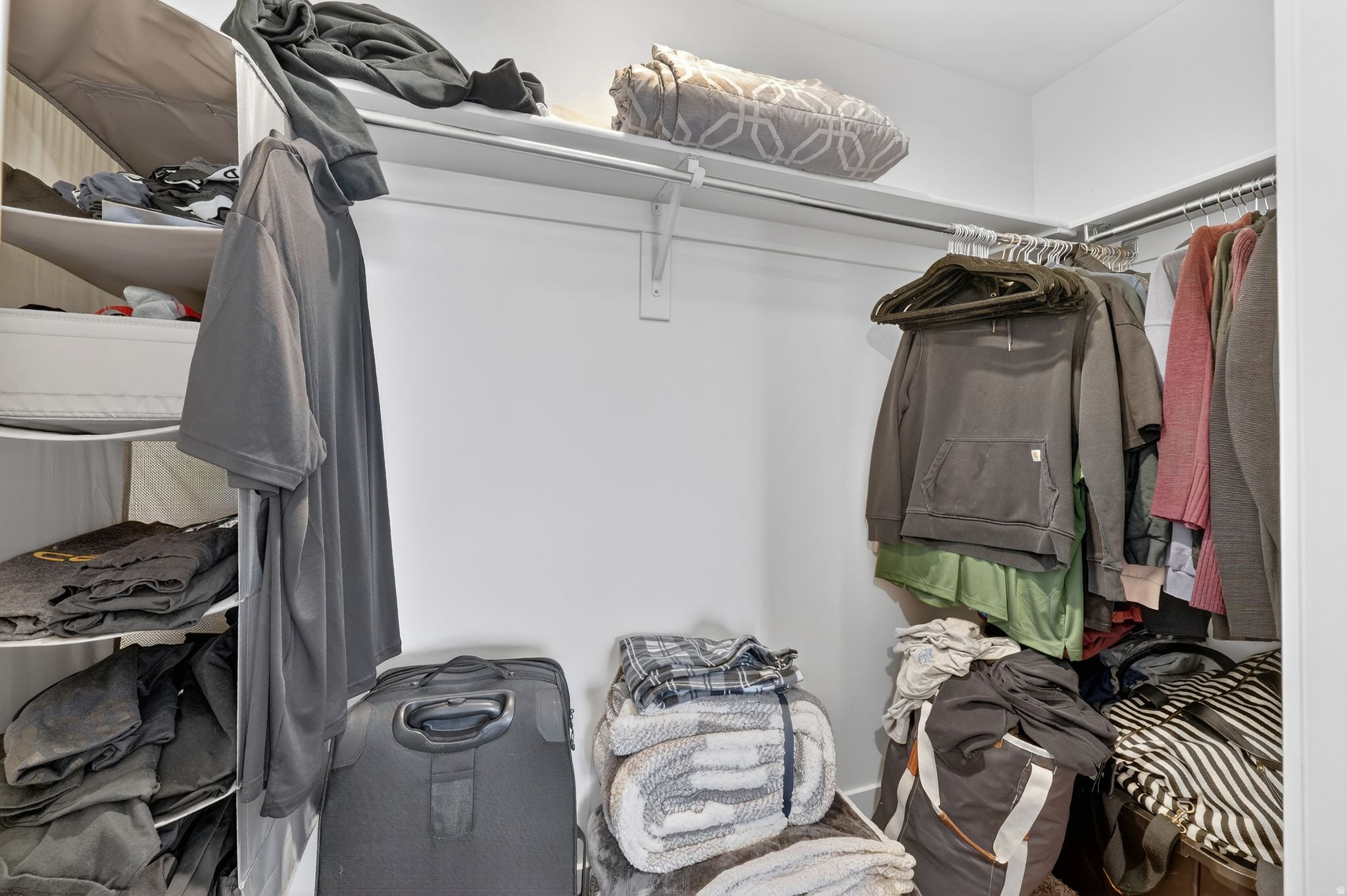 EAGLE POINT - Residential