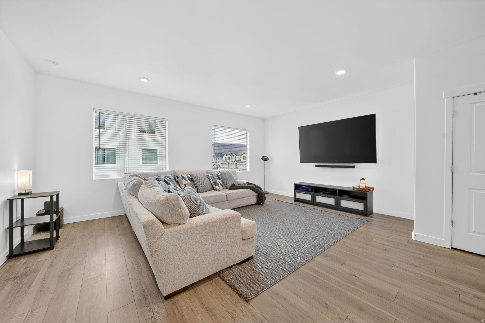 EAGLE POINT - Residential