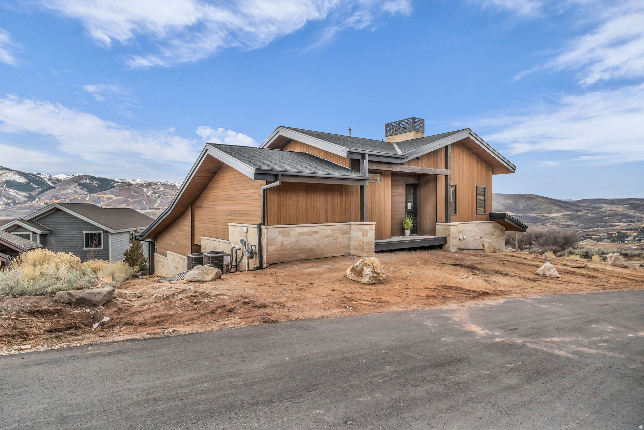 HIDEOUT CANYON PHASE 1 - Residential