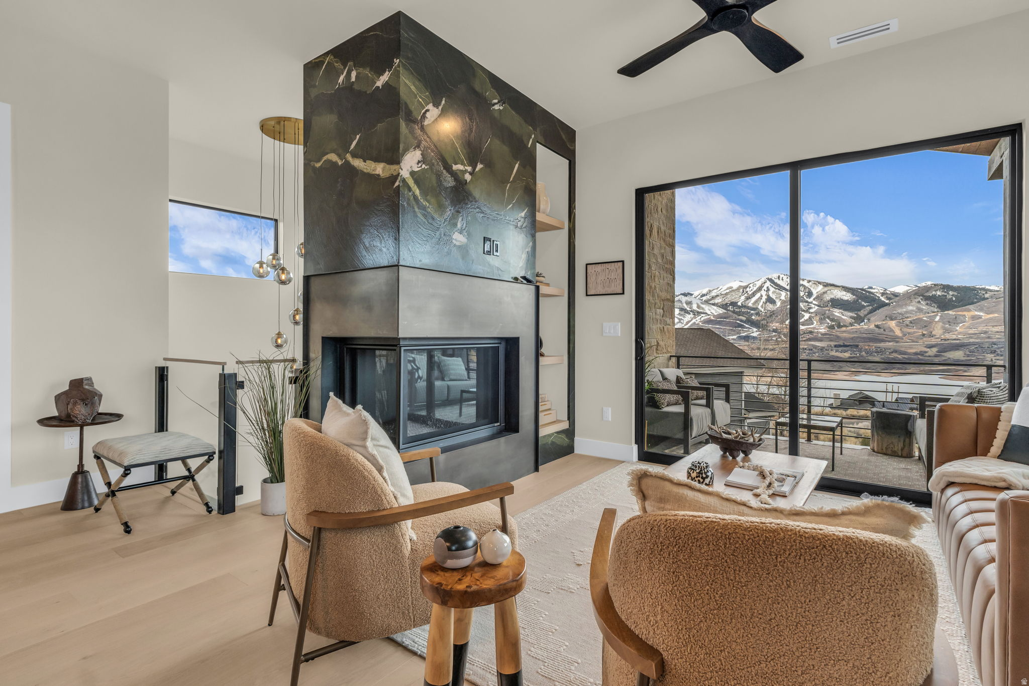 HIDEOUT CANYON PHASE 1 - Residential