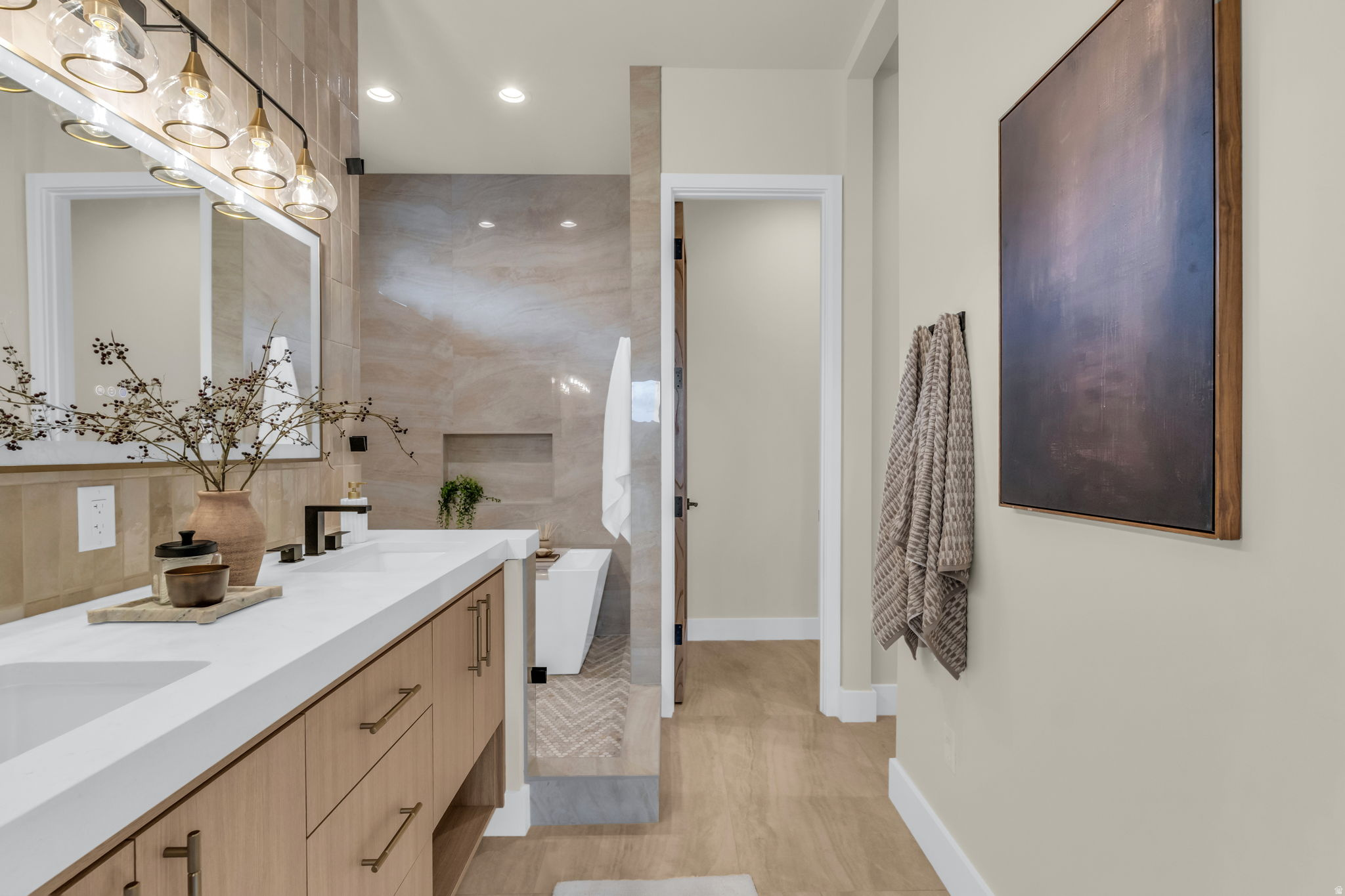 HIDEOUT CANYON PHASE 1 - Residential