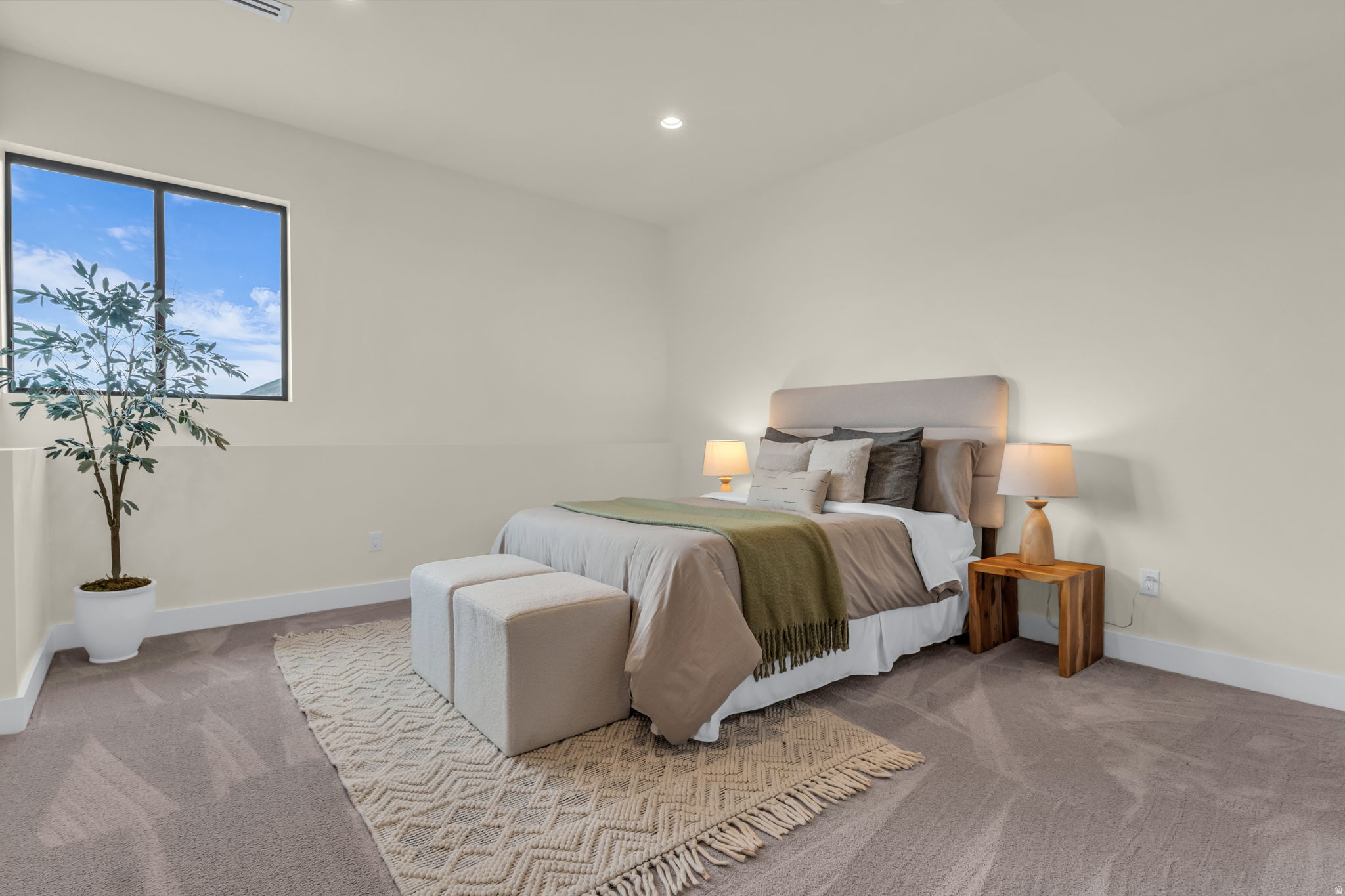 HIDEOUT CANYON PHASE 1 - Residential