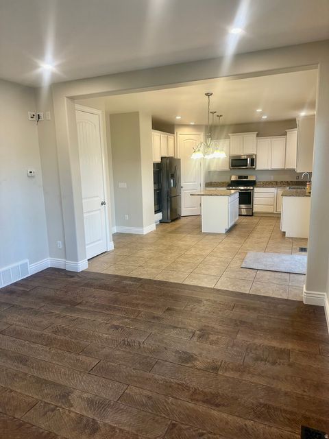 Tiny photo for 10988 S GREENVALE CT W, South Jordan, UT 84009 (MLS # 2122833)