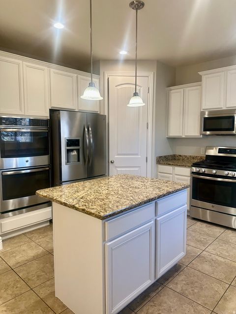 Tiny photo for 10988 S GREENVALE CT W, South Jordan, UT 84009 (MLS # 2122833)