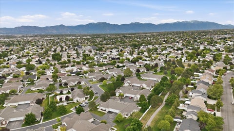 Tiny photo for 3304 S HUNTER VILLA LN #D, West Valley City, UT 84128 (MLS # 2184234)
