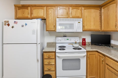 Tiny photo for 3304 S HUNTER VILLA LN #D, West Valley City, UT 84128 (MLS # 2184234)