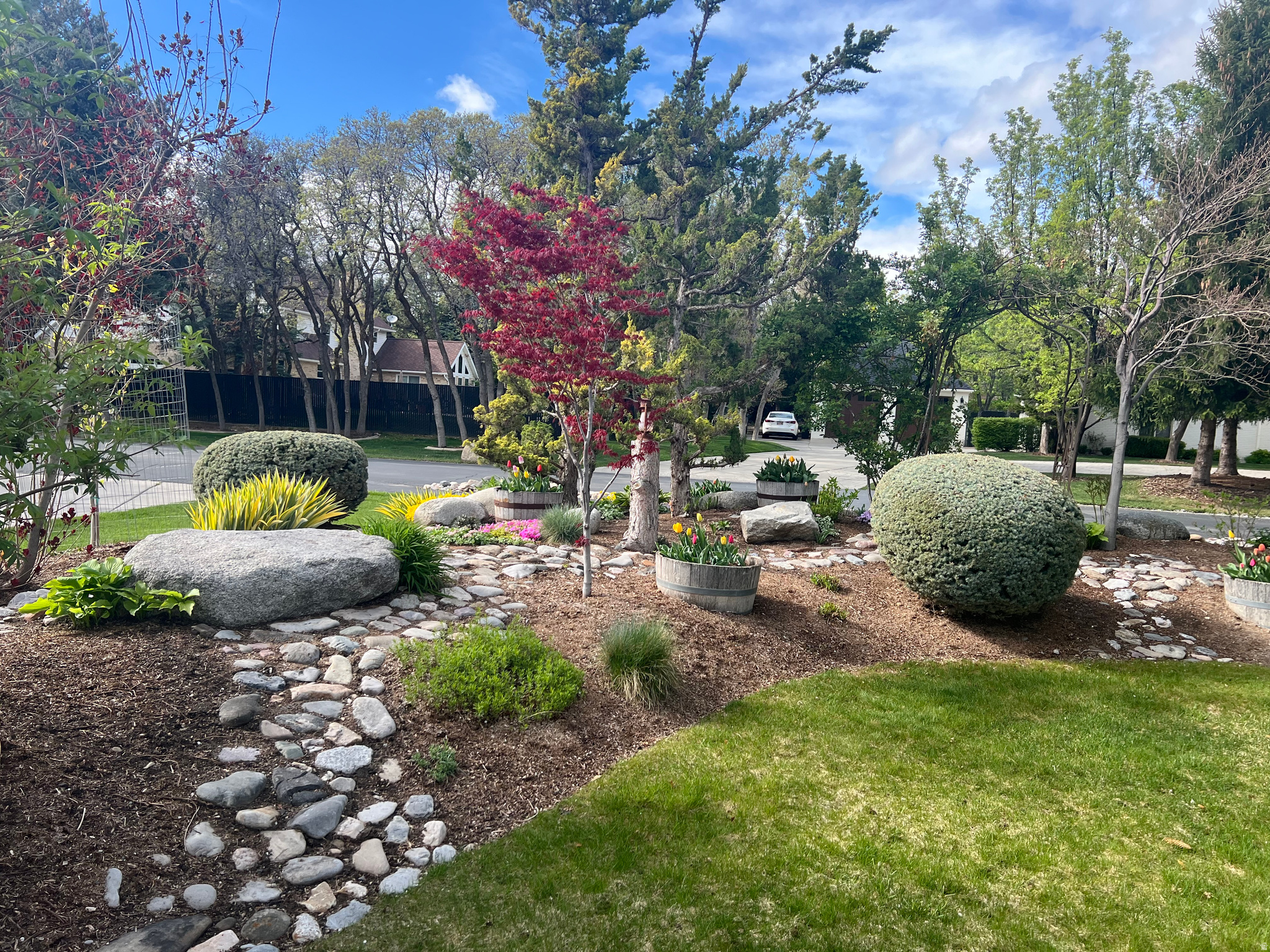 HIDDEN OAKS - Residential