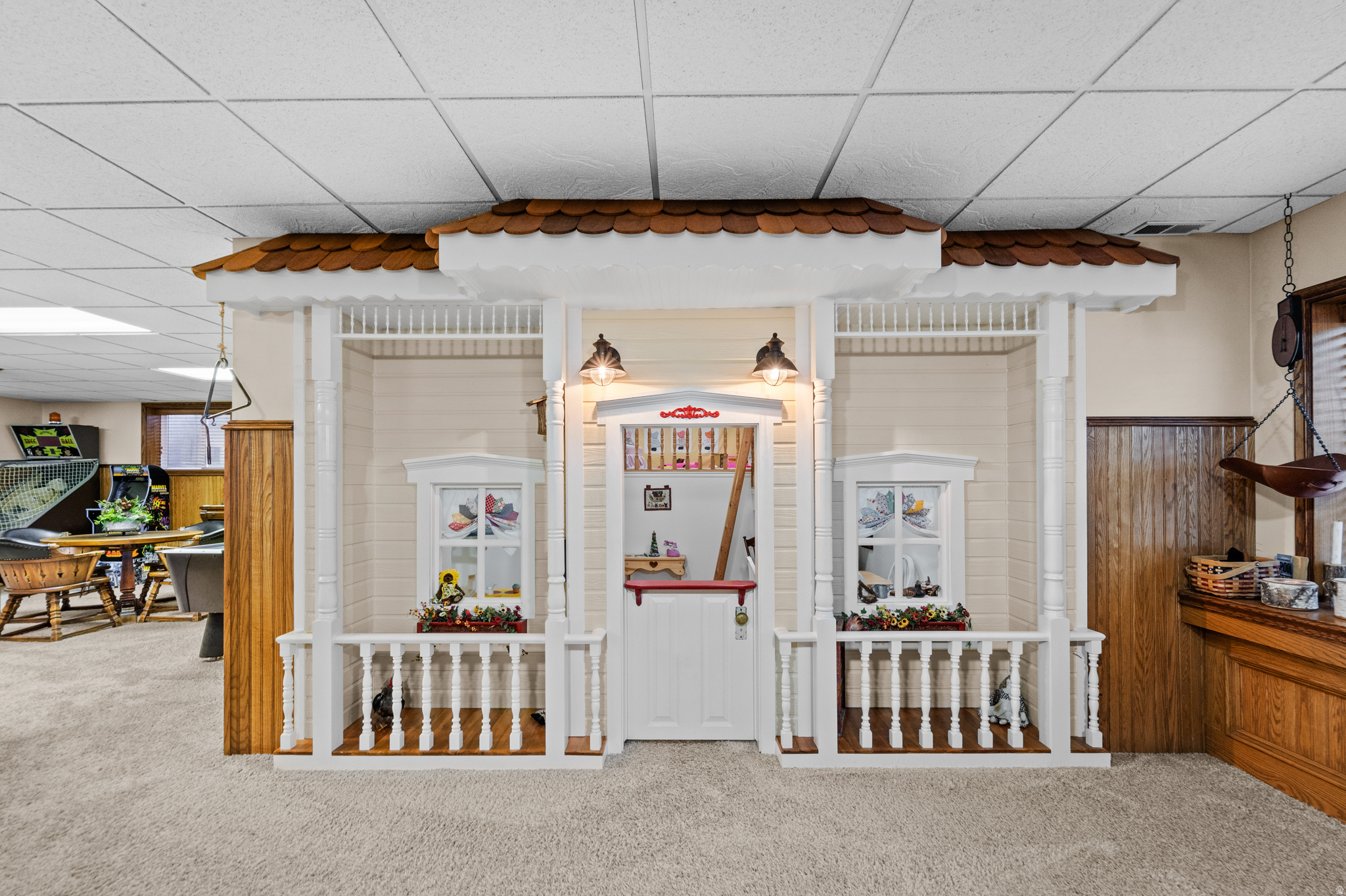 HIDDEN OAKS - Residential