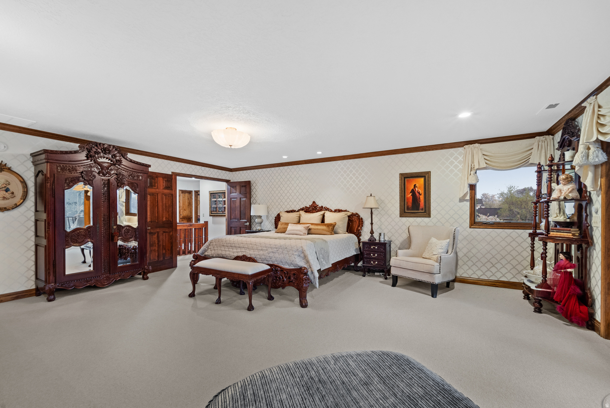 HIDDEN OAKS - Residential