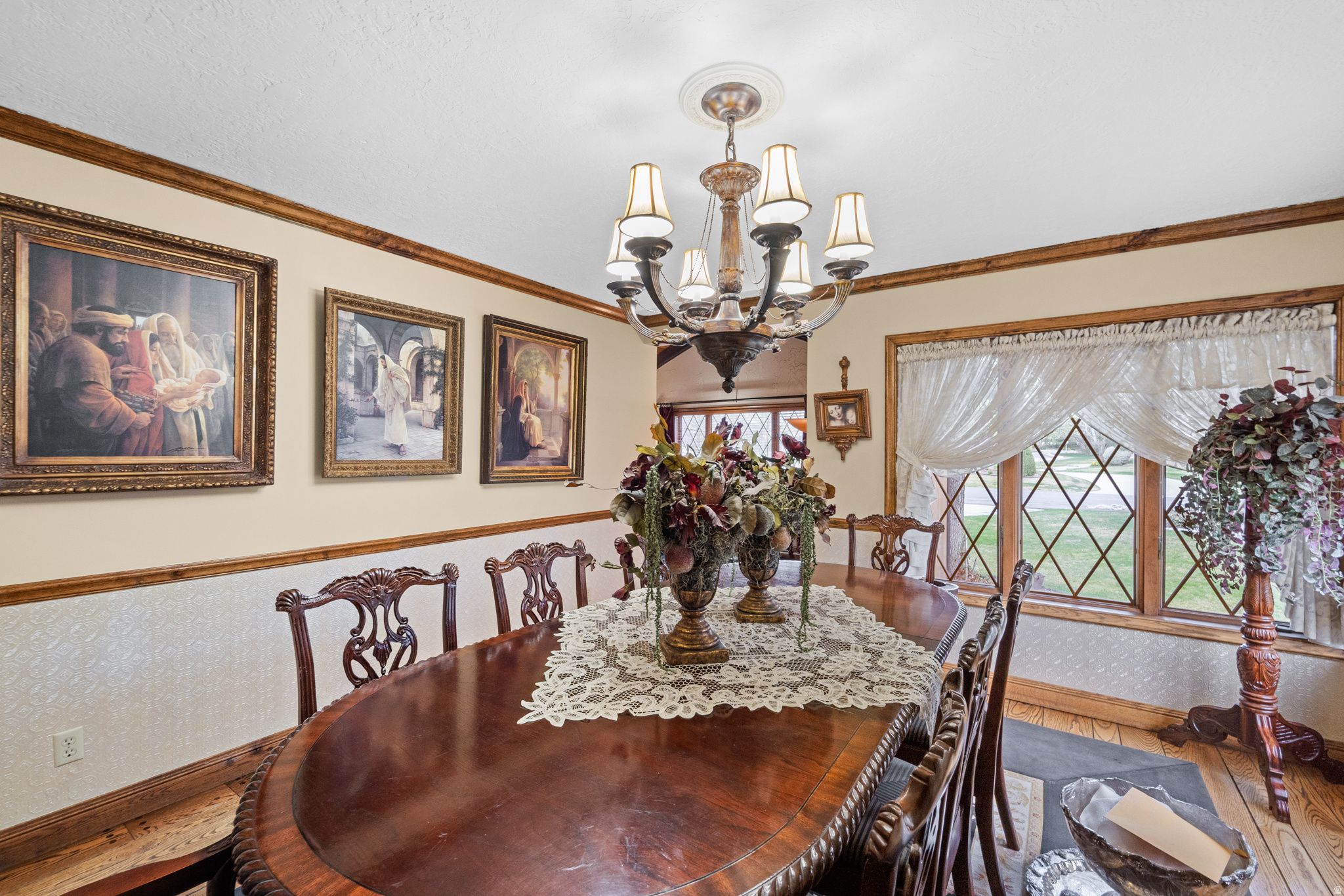 HIDDEN OAKS - Residential