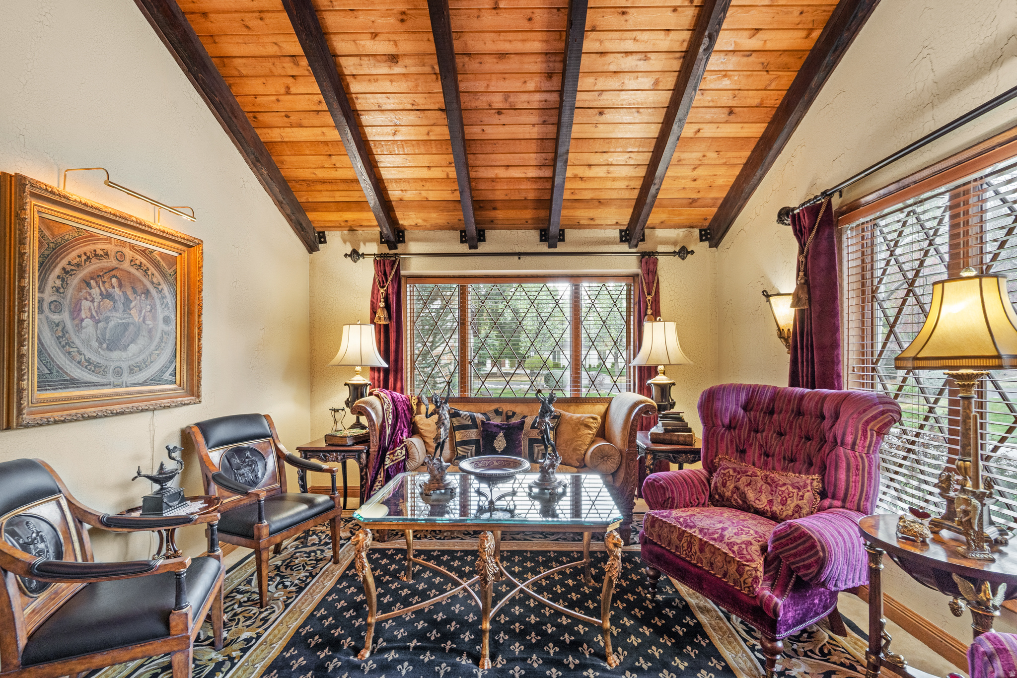 HIDDEN OAKS - Residential