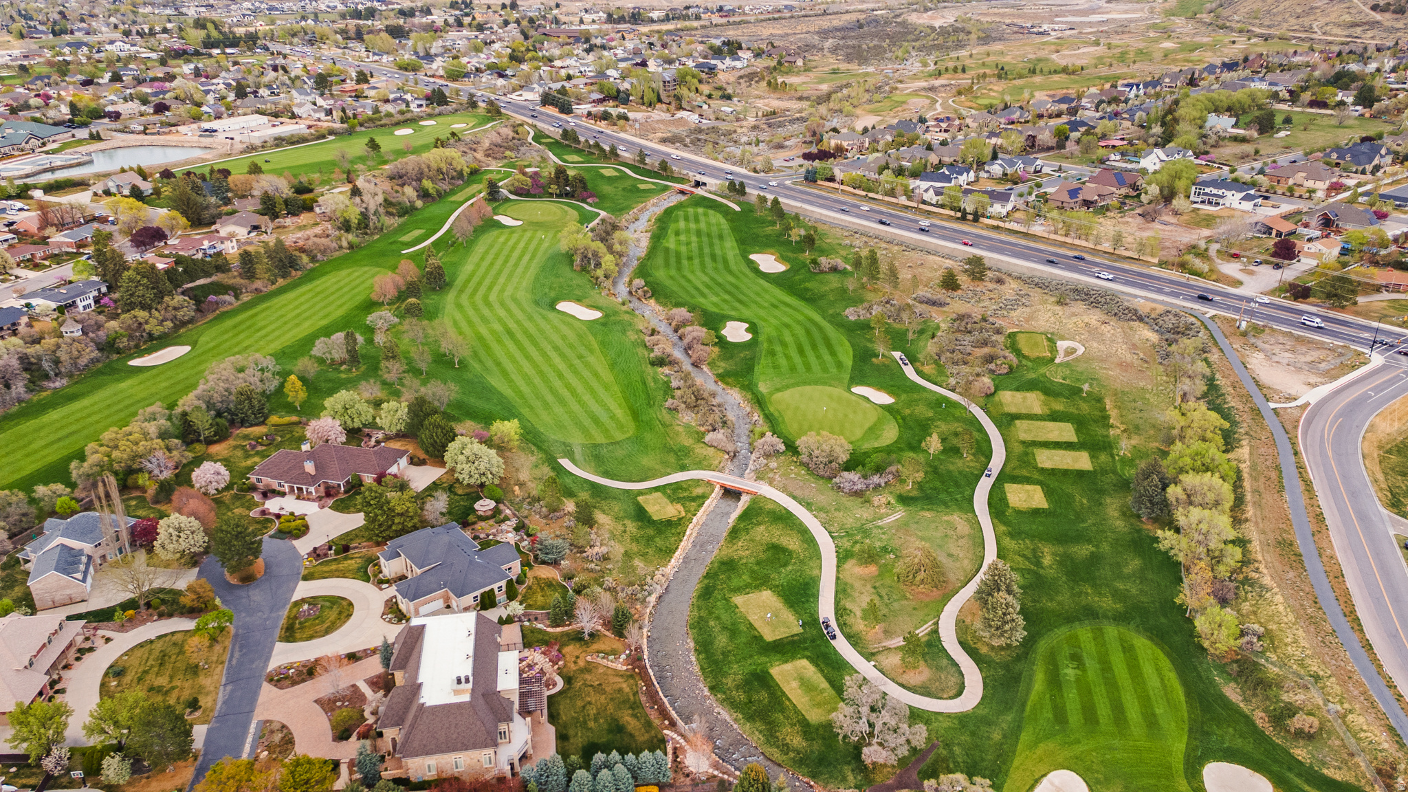 HIDDEN OAKS - Residential