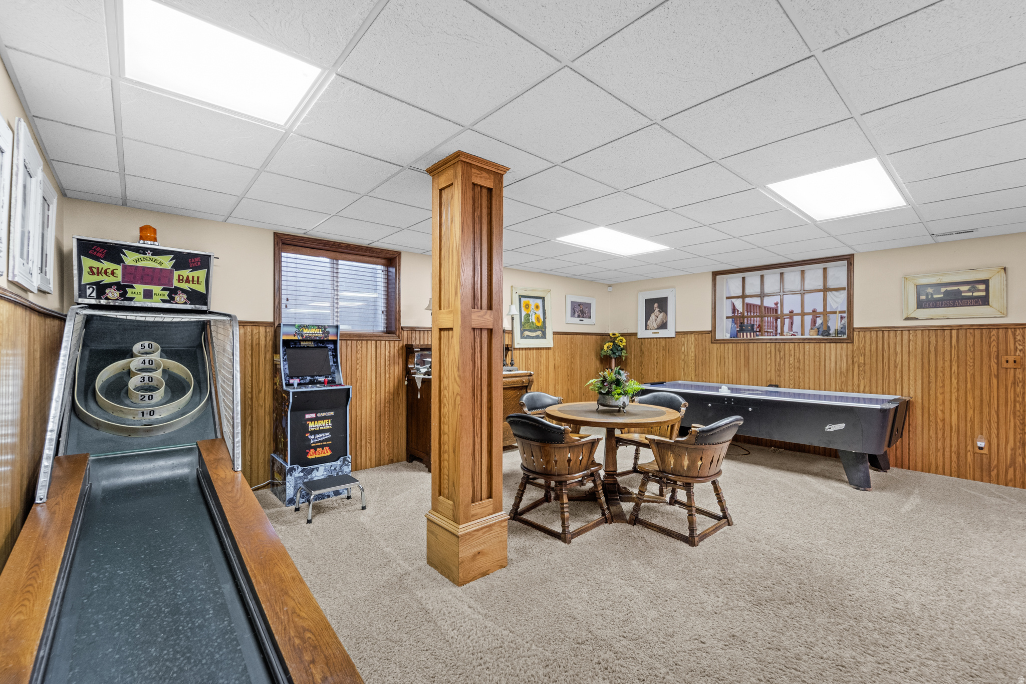 HIDDEN OAKS - Residential