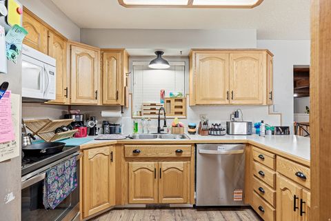 Tiny photo for 386 W ROSEWOOD CIR, Cedar City, UT 84721 (MLS # 2147274)