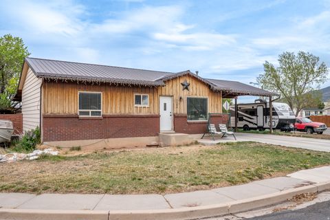 Tiny photo for 386 W ROSEWOOD CIR, Cedar City, UT 84721 (MLS # 2147274)