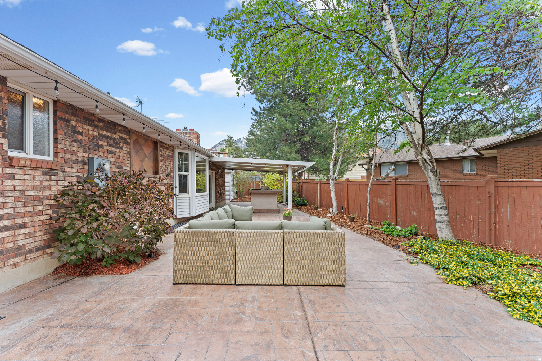 DIMPLE DELL VILLAGE - Residential