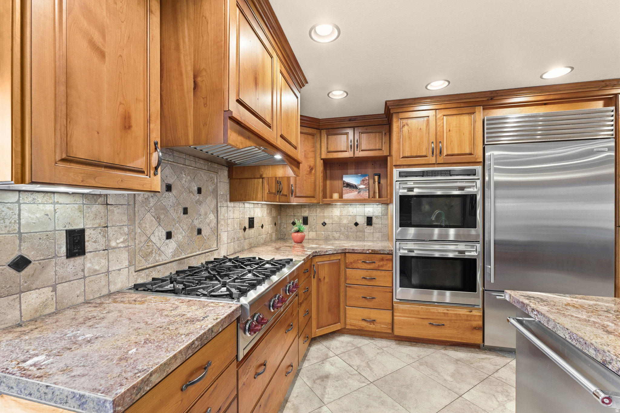 DIMPLE DELL VILLAGE - Residential