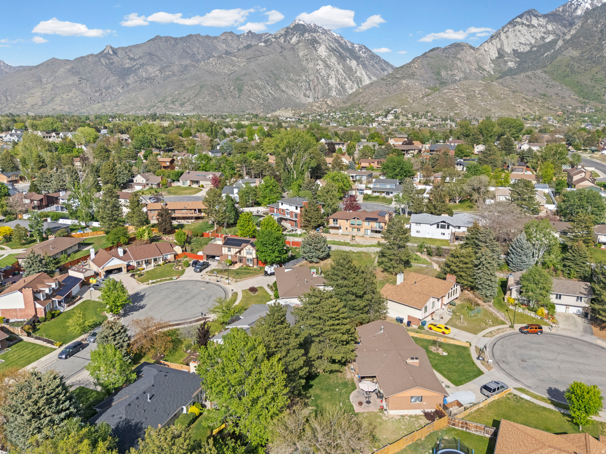 DIMPLE DELL VILLAGE - Residential