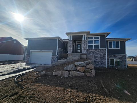 Tiny photo for 1679 S 3875 W #401, Taylor, UT 84401 (MLS # 2131930)
