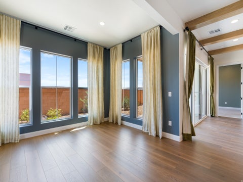 Tiny photo for 2292 E ARENA ROJA DR, Washington, UT 84780 (MLS # 2137402)