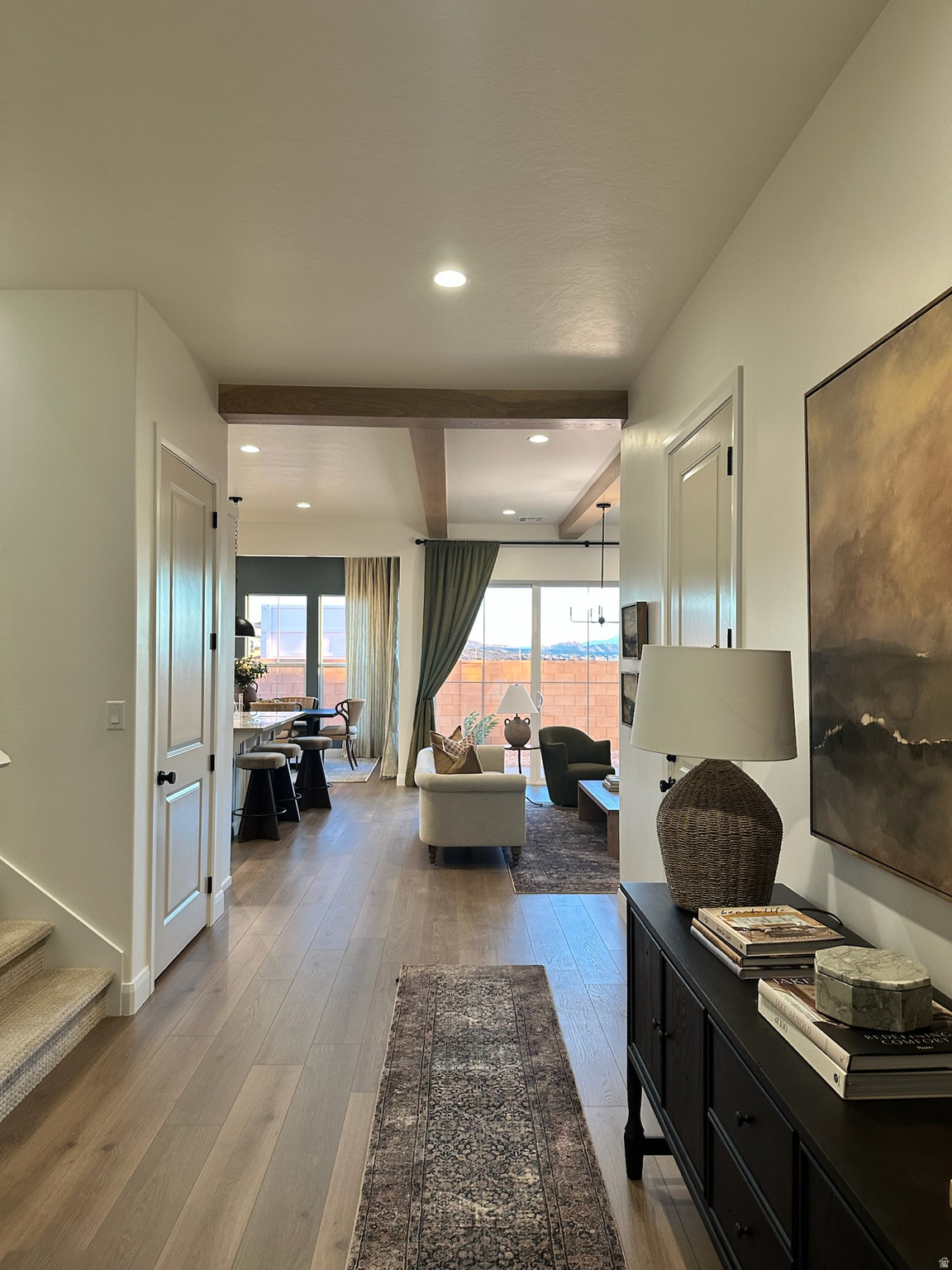 2292 E ARENA ROJA DR